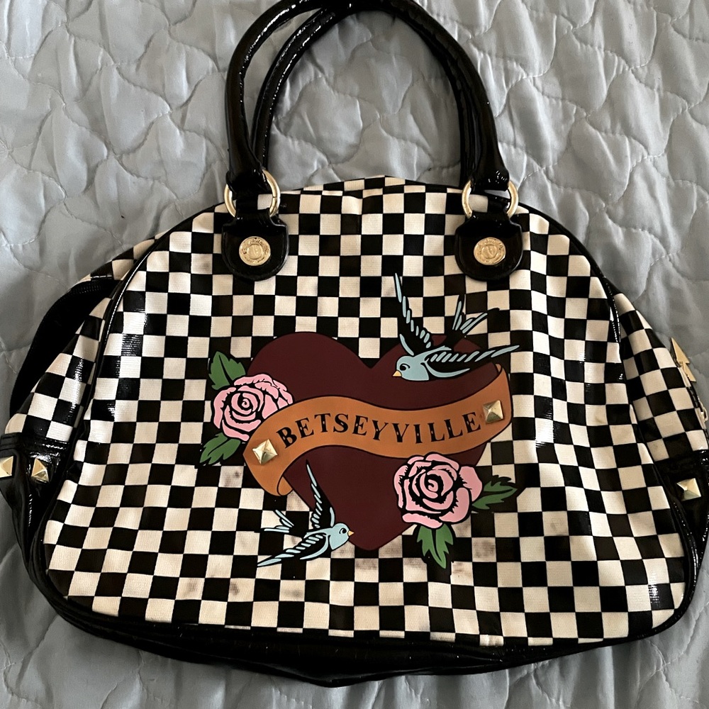 Betsey Johnson/Betseyville Satchel